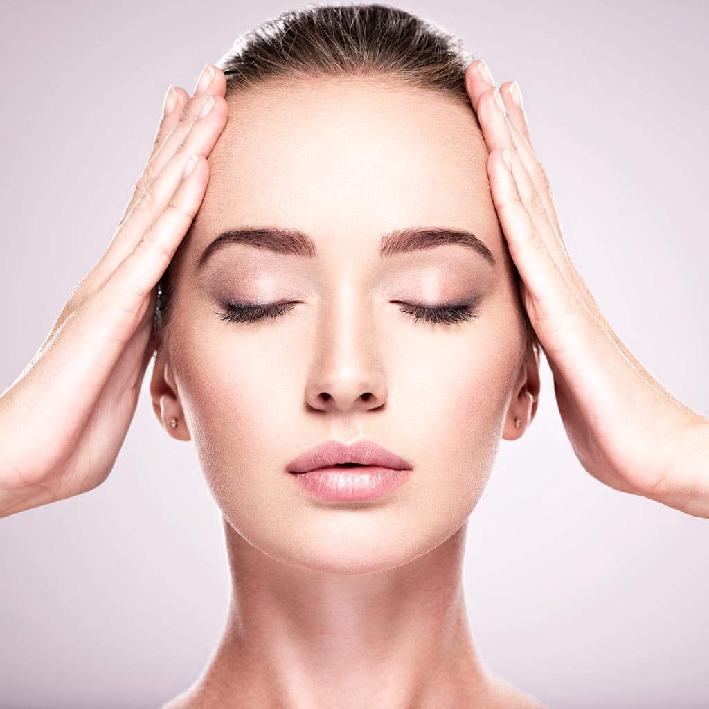 Patientin nach Botox Behandlung